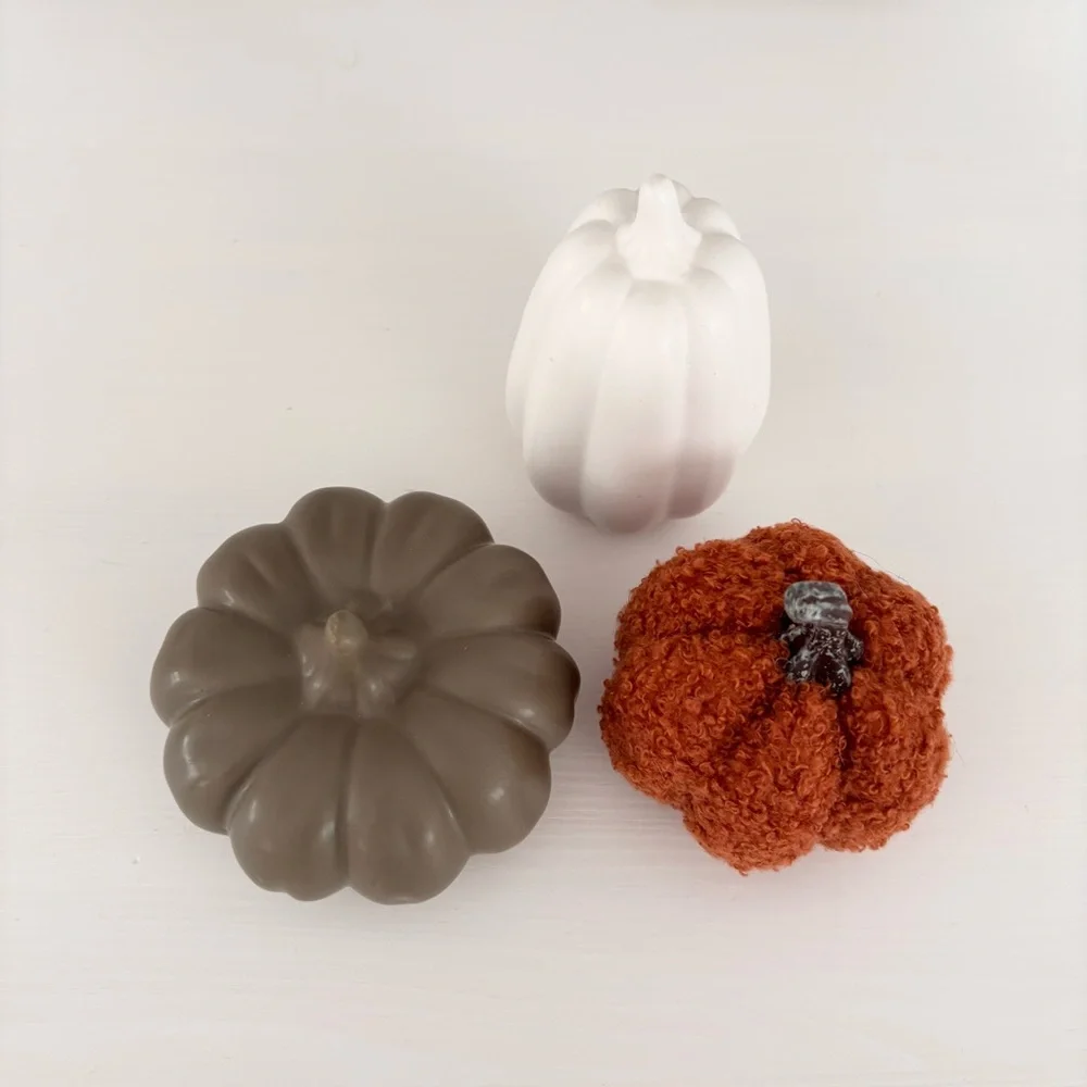 TARGET (3) Mini Pumpkins NWT